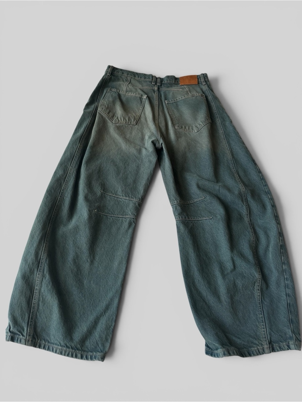 We The Free Good Luck Mid-Rise Barrel Jeans. Luke Green - Picture 5 of 8